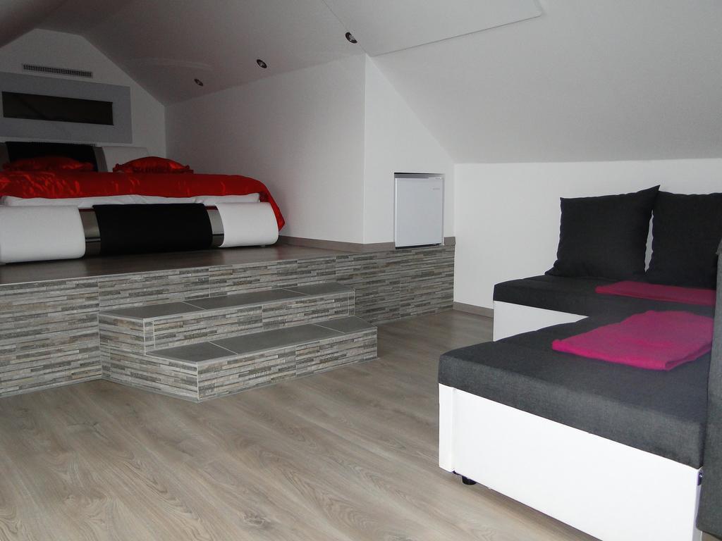 Guesthouse Prenocisca Sirec Ptuj Exteriér fotografie